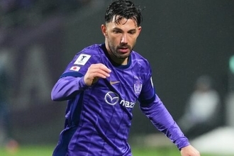 広島MFトルガイ・アルスランがドイツへ一時帰国…クラブ発表「左ヒラメ筋損傷による治療のため」