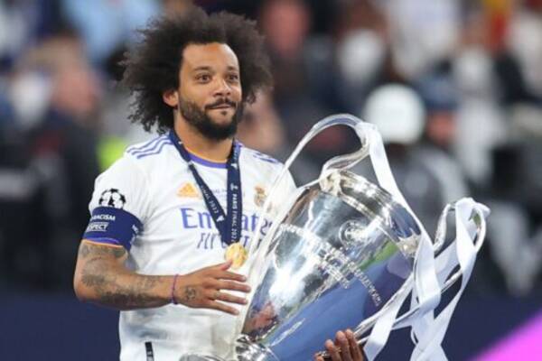 ビッグイヤー を置き土産に レアルのマルセロがcl決勝後に今夏での退団を明言 22年5月29日 エキサイトニュース ビッグイヤー を置き土産に レアルのマルセロがcl決勝後に今夏での退団を明言 22年5月29日 エキサイトニュース