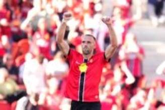 胸打つ“海賊の涙”…自国を救えなかったムリキが決めた殊勲の1点は「年月が経っても、マジョルカで語り継がれる」