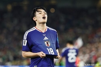 憧れた父の「18」を背負いW杯で日本人初の1試合2ゴール、POTM選出の上田綺世の原動力は「家族」