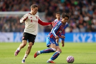 先制点演出も…リヴァプール戦先発出場の鎌田大地の評価は分かれる「適応に苦労」