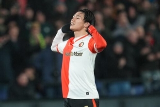 上田綺世、2025年のエールディヴィジ最多得点者に！　10位には塩貝健人もランクイン