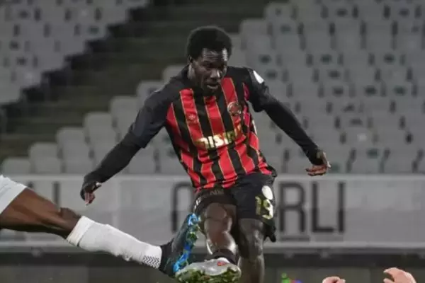 セルティック、チェルシー保有のFWフォファナに関心か…日本人選手らに影響？