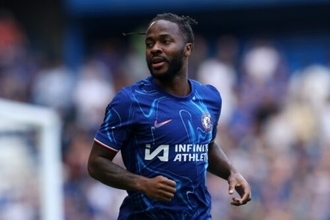 今夏は移籍先が見つからず…海外移籍を望まないスターリング、1月までチェルシー残留か