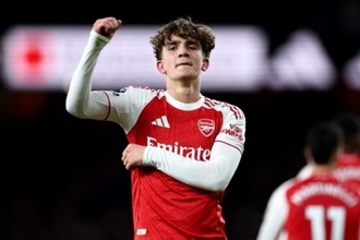 「普通じゃない」…プレミア最年少得点の16歳MFダウマンをアーセナル指揮官と同僚FWが称賛