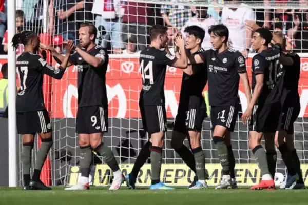 バイエルンがPSG戦に向けた遠征メンバー発表！…ケインやノイアーに伊藤洋輝もメンバー入り