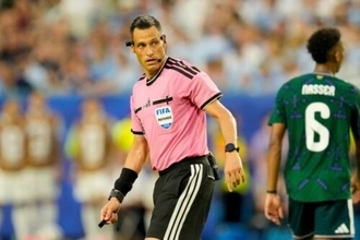 日本vsブラジルの主審はイタリア出身のマリアーニ氏…鎌田大地が出場したECL決勝を担当