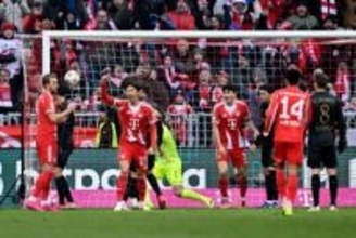 伊藤洋輝がCKから先制弾も、バイエルンは今季リーグ戦初黒星…ヴォルフスブルクに加入の塩貝健人がブンデスデビュー/ブンデスリーガ第19節