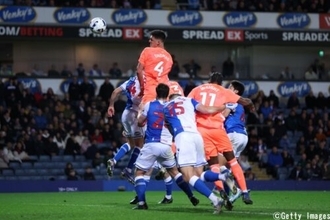 コヴェントリーが25年ぶりのプレミアリーグ昇格！…終盤にB・トーマスの同点弾　ブラックバーンは森下が先制弾も勝利逃す