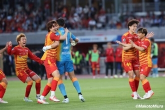 名古屋、“新瑞穂”こけら落としで2点差追いつきPK戦勝利！　福岡は最下位脱出ならず