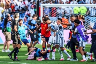 パレデスに10試合出場停止処分…FIFAがW杯決勝で暴行関与の選手らの処分発表、AFAにも大会中の違反事案で制裁