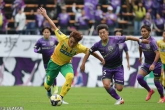 水戸のJ1昇格はお預け、大宮が直接対決制す…勝ち点差「4」に上位4チーム／J2第36節