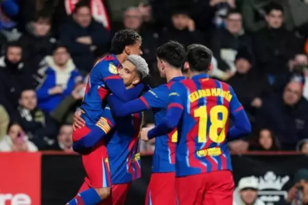 “復活”のアラウホ、バルサ指揮官への感謝を口に「ハンジは父親のような存在」