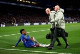 W杯欠場の可能性も…ブラジル代表FWエステヴァンが負傷、チェルシーの今季残り試合を欠場か