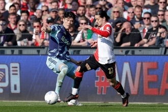 冨安健洋が連続スタメンで鉄壁守備を披露も途中交代…日本代表3選手出場の伝統ダービーマッチは痛み分け