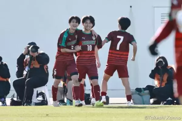 田上真大が決定力発揮の2ゴール！　尚志、山梨学院を下し“7年ぶり”の選手権3回戦へ