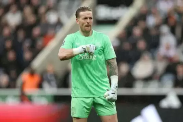 GKピックフォードが驚異的なセーブ！　エヴァートン指揮官も絶賛「功績は大きい」