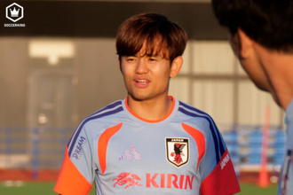 久保建英、福原遥さんとの結婚を報告後「サッカーの話にいきましょう」　キリンカップ制覇へ「最後も勝って終わりたい」
