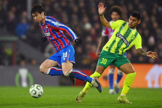 鎌田や佐野フル出場も日本人在籍クラブのECLラウンド16初戦は消化不良のドロー…毎熊＆市原のAZが唯一勝利