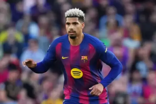 バルサ、14連勝中だったホームで黒星…アラウホは第2戦での逆転を誓う「僕らにはこの状況を覆す力がある」