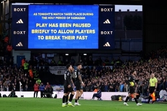 ラマダン考慮での中断にブーイング…ペップが苦言「宗教と多様性を尊重することが大切」