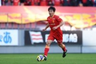 総走行距離＆デュエル勝利総数はリーグトップ、MFで2桁得点達成…稲垣祥が“33歳”で示したキャリアハイ