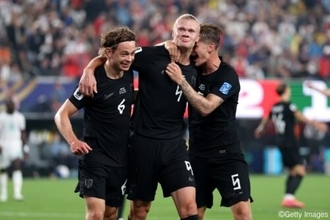 “怪物”ハーランドが2戦連発2ゴール！　競り勝ったノルウェーが決勝T進出確定…セネガルは連敗