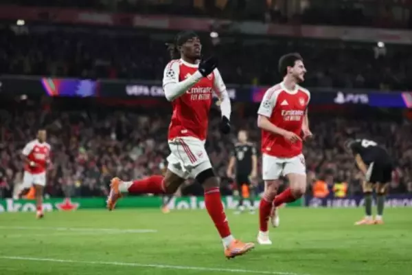 アーセナルが首位攻防戦を制し、唯一のCL全勝チームに　バイエルンは17歳カールの同点弾も…後半に2失点