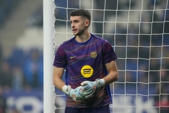 ビッグセーブ連発のバルサ守護神J・ガルシア、指揮官がダービーのパフォーマンスを絶賛「世界最高のGKの1人」