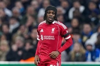 遠藤航の起用法にも影響？　負傷交代のフリンポンは数週間の離脱に