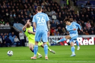 昇格へひた走るコヴェントリー、坂元達裕が今季6点目をマーク！　指揮官も称賛「彼は絶好調」