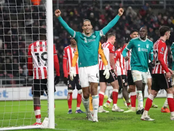 リヴァプールがファン・ダイク弾でサンダーランドに今季ホーム初黒星与える…今季リーグ初先発の遠藤航は無念の負傷交代…