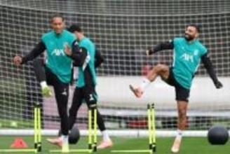 「残ってほしいと伝えた」…リヴァプール主将ファン・ダイク、サラーの残留を望む「重要な存在だ」