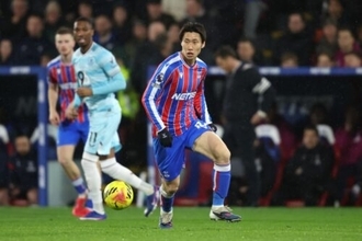 先発復帰の鎌田大地、プレミア通算50試合出場達成…日本人史上7人目の記録