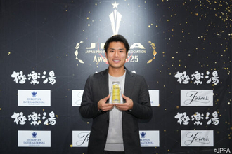 「やっと来たなと」八戸の“堅守”支えた蓑田広大、来季は3年半ぶり湘南復帰…先輩・上田綺世も「頑張って」と激励