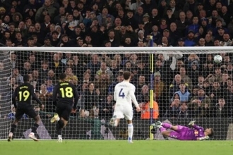 リーズ、サンダーランドに敗れ2連敗…田中碧はベンチ入りも、6戦連続出番なし