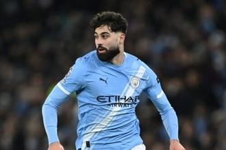 グヴァルディオールが脛骨骨折で手術へ…“CB手薄”のマンCはグエイへの関心強化か