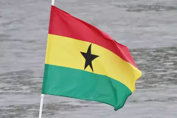 ガーナリーグで悲劇…チームバスが武装強盗グループに襲撃され、20歳FWが死去…