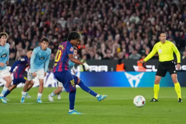 バルセロナがセルタに競り勝ってリーグ8連勝で首位快走！…一方でPK弾のヤマルにカンセロが負傷交代