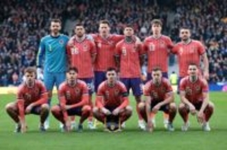 交通費高騰の北中米W杯…スコットランドサポーターの“ライフハック”に注目、1人あたり約6千円でスクールバスをチャーター！