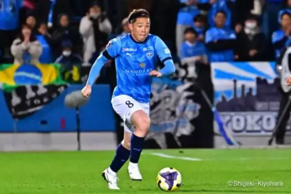 岡山、横浜FCからMF山根永遠の完全移籍加入を発表「全力で戦う」