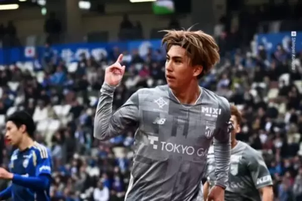 FC東京からポルトガル2部移籍の安斎颯馬、デビュー戦で決勝弾！　チームは5試合ぶり白星