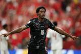 「北中米W杯でメッシに続く2人目のハットトリック達成者が誕生！　カナダ代表の“10番”が覚醒」の画像1