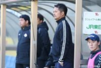 「まだまだ足りなかった」3点リードからの悪夢…J1昇格逃した大宮・宮沢悠生監督は来季へ「今日の前半から成熟していく」