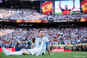 連覇目指したアルゼンチンはW杯史上初の90分間シュート「0」、スペインに封じられる