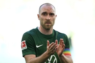 再び試合中に意識を失ったエリクセン…ヴォルフスブルクが声明「今後さらに検査を受ける予定」