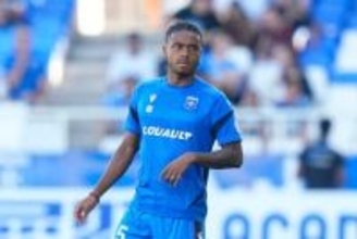 オナイウ阿道に4年半ぶりJリーグ復帰の可能性？…昨年夏にドイツ2部移籍も定位置掴めず