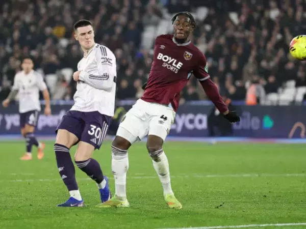 マンUは下位相手のドローで5連勝ならず…シェシュコの後半AT劇的弾でトップ4はキープ