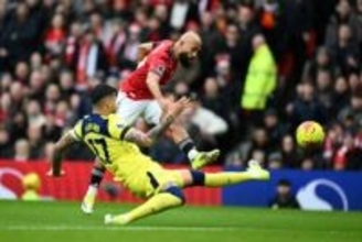 マンU、ブルーノ＆ムベウモ弾でリーグ戦4連勝！　トッテナムは主将の退場響き7戦勝ち無しに