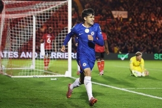 チェルシー、3部クラブに先制許すもカラバオ杯4回戦進出！　“2分間”の逆転劇で意地の勝利